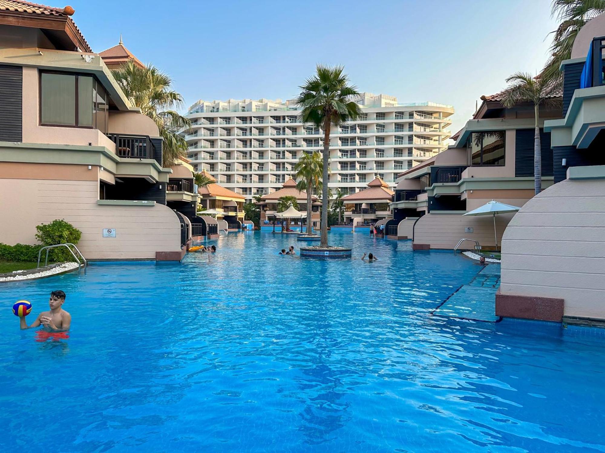 Relaxing 1 Bedroom Apartment At 5 Star Resort Dubaï Extérieur photo