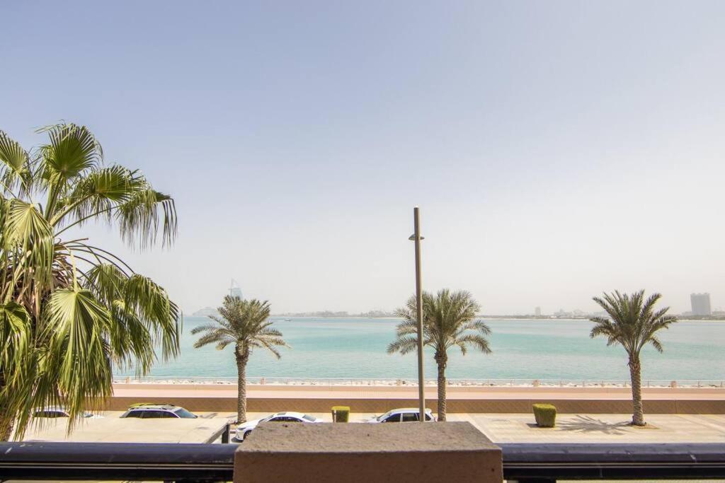 Relaxing 1 Bedroom Apartment At 5 Star Resort Dubaï Extérieur photo